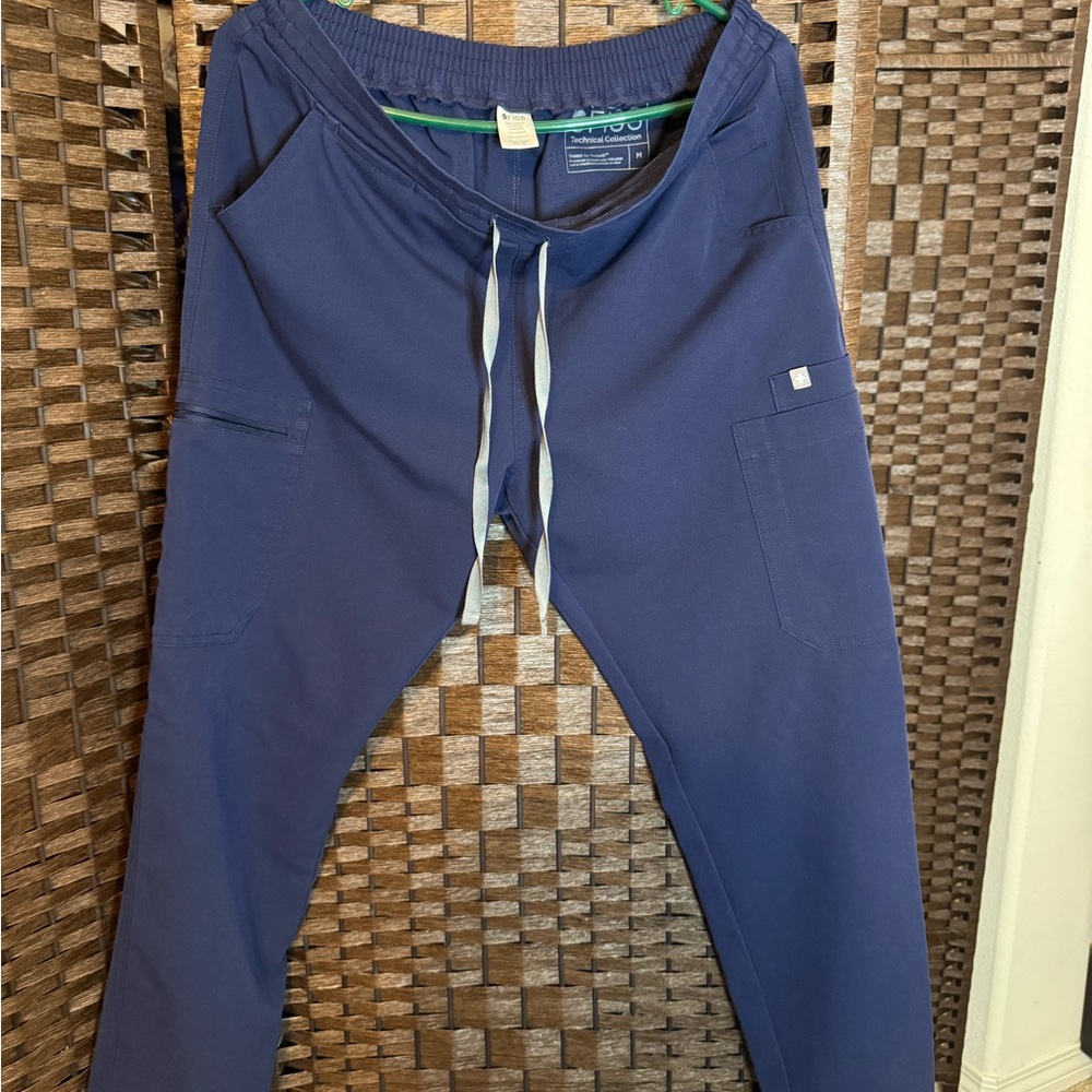 Figs Women's Navy Drawstring